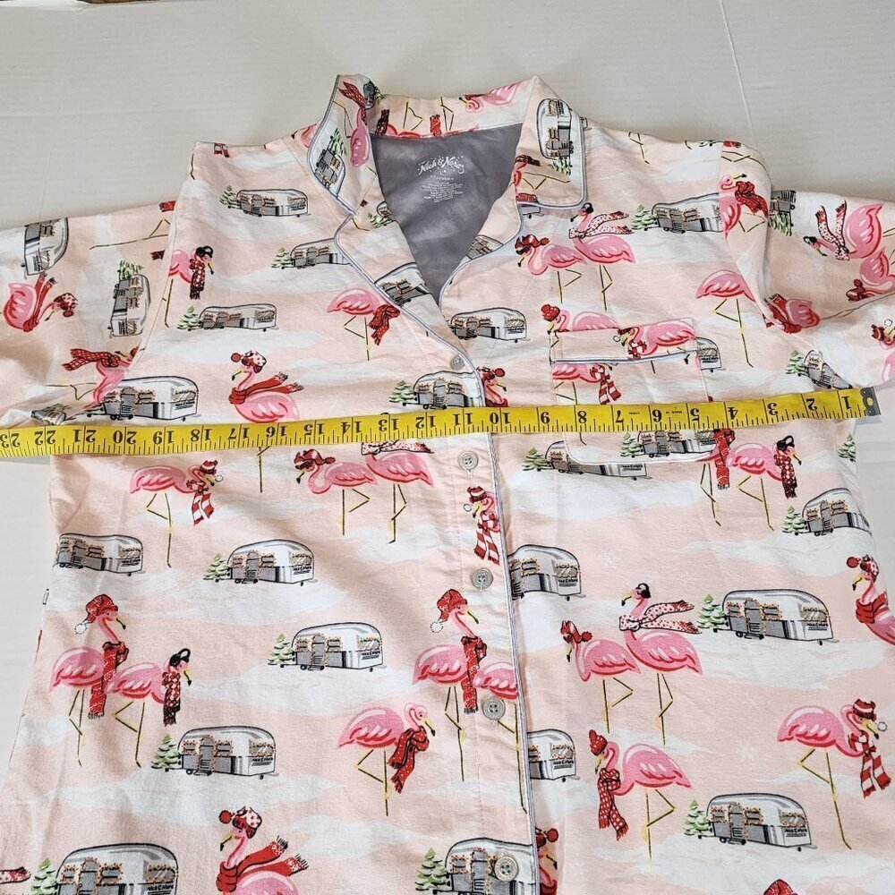 Nick and Nora pajama top size L cotton flannel flamingo snow - Picture 8 of 8
